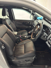 Load image into Gallery viewer, Custom Made Leather Seat Covers for Mitsubishi Triton 2024-2026