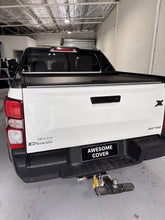 Load image into Gallery viewer, Custom Made Leather Seat Covers for Isuzu D-Max 2020-2026