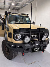 Load image into Gallery viewer, Custom Made Leather Seat Covers for Toyota Land Cruiser 79 Series