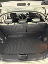 Load image into Gallery viewer, Custom Made Leather Seat Covers for Nissan Juke 2013-2019