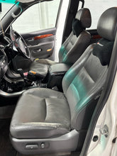 Load image into Gallery viewer, Custom Made Leather Seat Covers for Toyota Prado 120 5 Seater 2002-2009