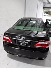 Load image into Gallery viewer, Custom Made Leather Seat Covers for Toyota Crown 2008-2013