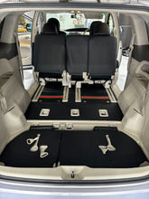 Load image into Gallery viewer, Custom Made Leather Seat Covers for Toyota Estima 8 Seater 2009-2015
