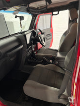 Load image into Gallery viewer, Custom Made Leather Seat Covers for Jeep Wrangler 4 doors 2007-2018
