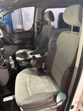Load image into Gallery viewer, Custom Made Leather Seat Covers for Hyundai iMax 2008-2021
