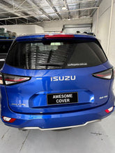 Load image into Gallery viewer, Custom Made Leather Seat Covers for ISUZU MU-X 2021-2026

