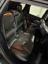 Load image into Gallery viewer, Custom Made Leather Seat Covers for Jeep Cherokee 2014-2022
