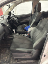 Load image into Gallery viewer, Custom Made Leather Seat Covers for Isuzu D-MAX 2012-2019
