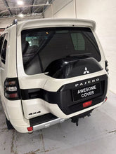 Load image into Gallery viewer, Custom-Made Leather Seat Covers for Mitsubishi Pajero Turbo 2006-2021
