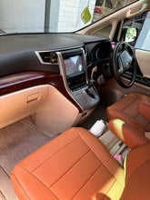 Load image into Gallery viewer, Custom Made Leather Seat Covers for Toyota Alphard &amp; Vellfire 8 Seater 2008-2014
