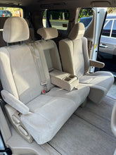 Load image into Gallery viewer, Custom Made Leather Seat Covers for Toyota Alphard &amp; Vellfire 8 Seater 2008-2014
